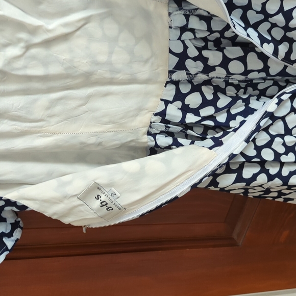 ABS Vintage Heart Dress - Picture 6 of 6